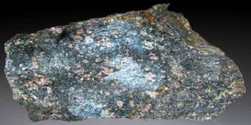 Ferrogedrite: Properties and Occurrence