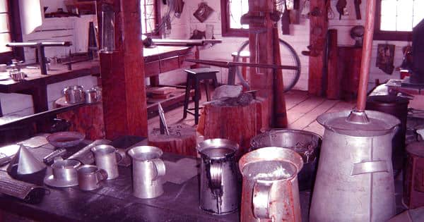 Tinsmith – a person who deals in tinware