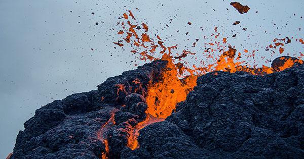 Amazing Drone Footage Shows Icelandic Volcano Eruption Up Close