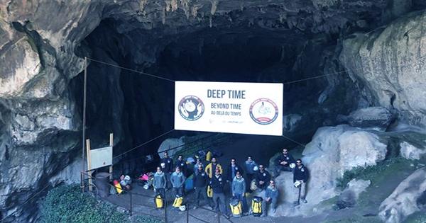 A Group of People Just Emerged From 40 Days in a Cave with No Daylight or Clocks