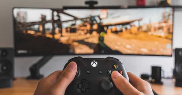 Teenagers should Limit their Internet and Video Game use to One Hour per Day