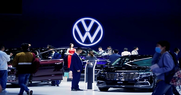 Volkswagen in Talks to Buy Huawei’s Autonomous Driving Unit Report