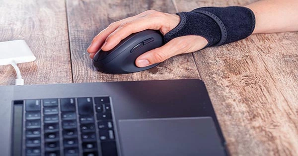 Get Rid Of Wrist Pain With This Ergonomic Vertical Mouse for $8.99!