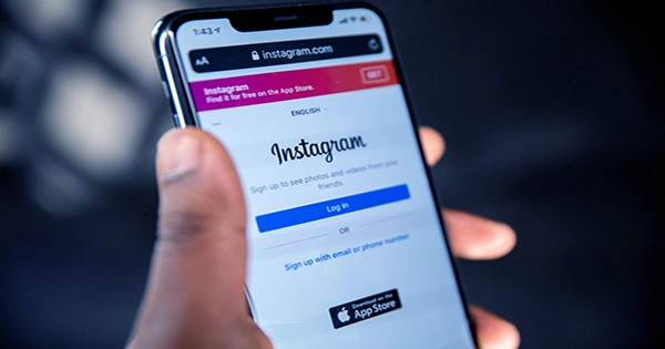 Instagram Test Removes ‘Recent’ Tab From Hashtag Pages for Some Users