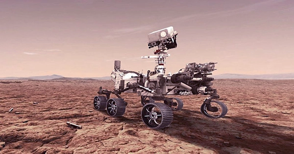 Ingenuity Takes Awesome Photos of Wreckage of Landing Gear That Delivered It to Mars