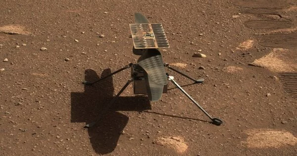 NASA Momentarily Shuts down Mars Helicopter Ingenuity to wait for Clear Dust