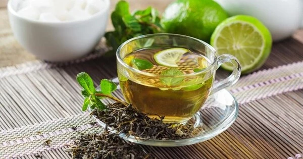 Green Tea Extract Improves Gut Health and Reduces Blood Sugar Levels