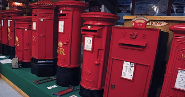 What Do The Royal Cyphers On British Post Boxes Mean?