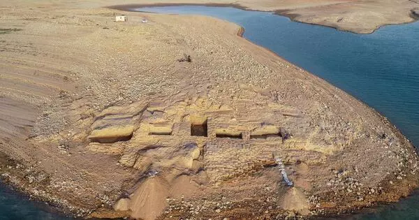 The Tigris River reveals a 3400-year-old City