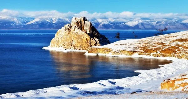 Lake-Baikal-became-extremely-polluted-by-harmful-toxic-materials-and-anti-WWTP-regulations