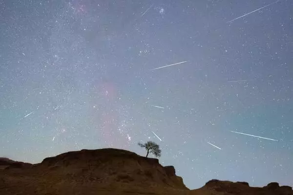 Invisible-Meteors-have-been-discovered-by-New-Research-1