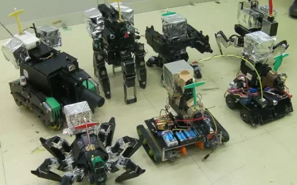 Robotic proxy brings remote users to life in real time