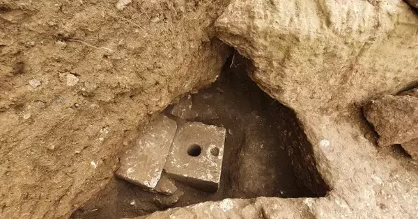 Early Toilets in Old Testament Jerusalem reveal Dysentery
