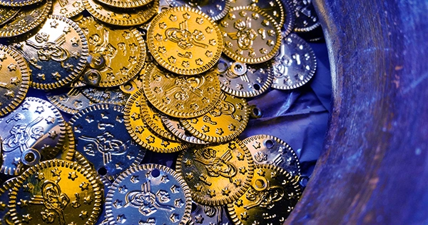 The Yellow Market for Counterfeit Coins