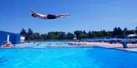This is Why Belly Flops Are So Painful