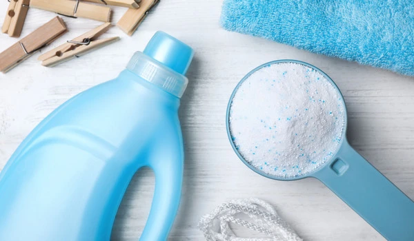 Liquid laundry detergent packet exposure burden
