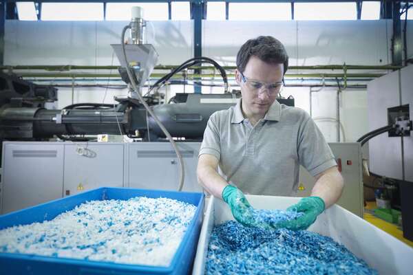 A microbial plastic factory for high-quality green plastic